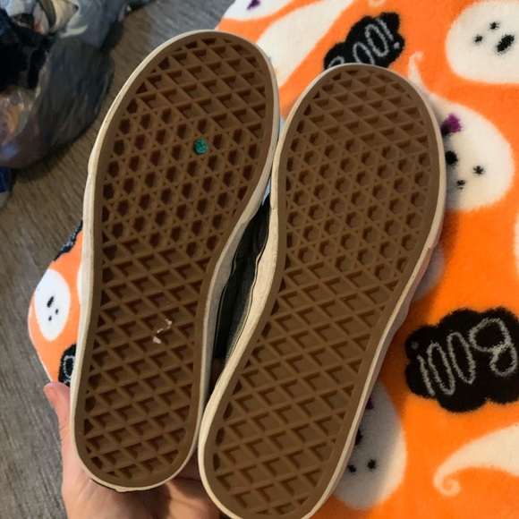 Kids Vans - Picture 4 of 6